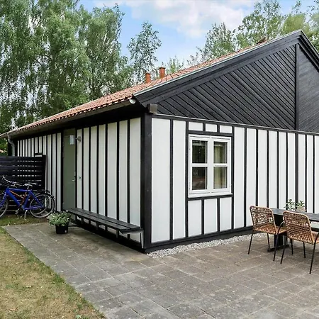 Dom wakacyjny M26-vaeggerlose-botolundvej-106 *